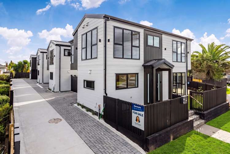 1-4/16 Osprey Street Pakuranga_6