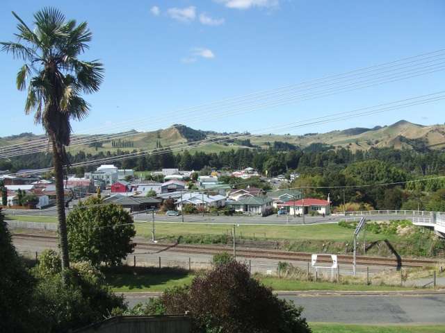 36 Eagle Street Taihape and Surrounds_3