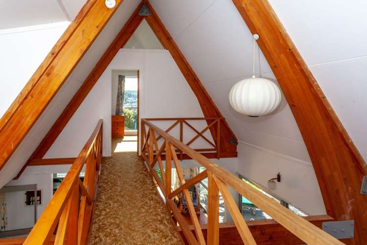 323 Onemana Drive Onemana_15