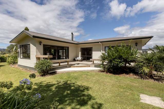Multiple Dwellings, Huge Offering!