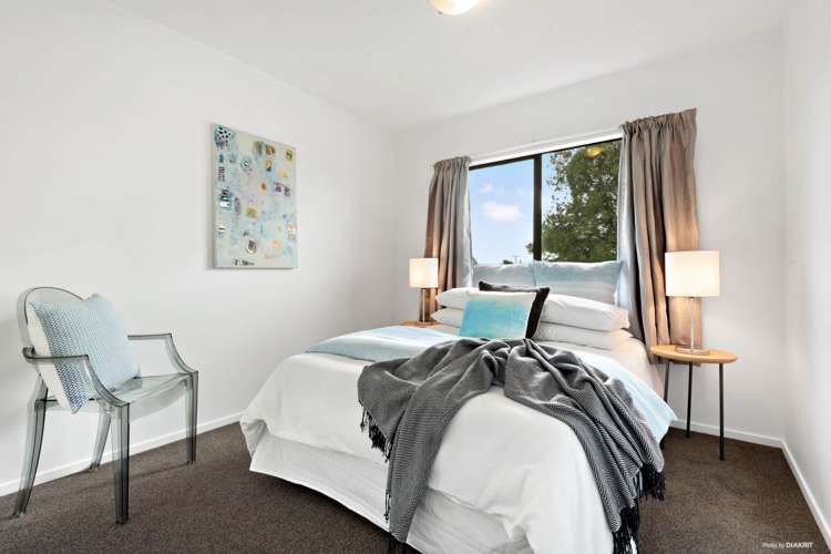 1/3 Rowan Terrace Te Atatu South_11