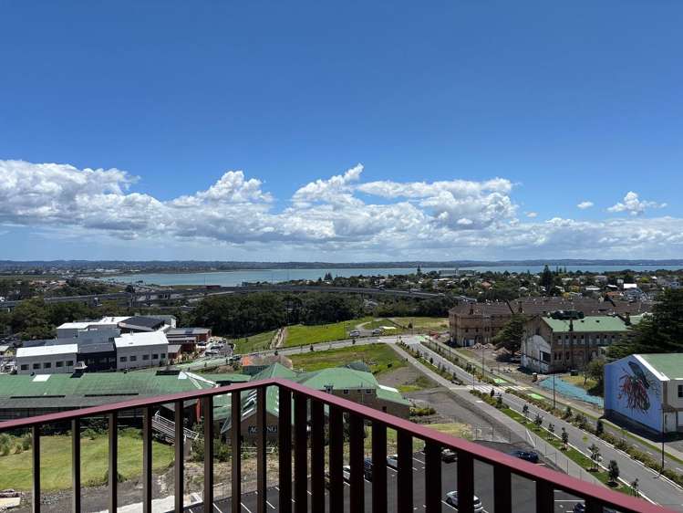 902/2B Te Ara Taurapa Point Chevalier_0