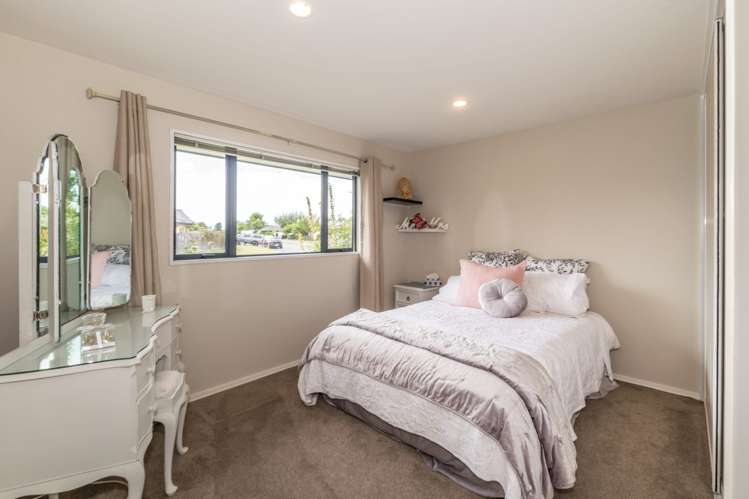 2 Paget Drive Woodend_7