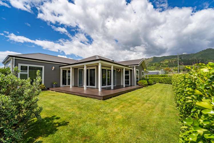 53 Cupola Crescent Richmond_20