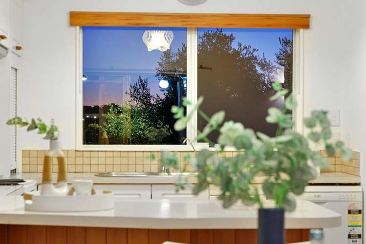 7 Napier Grove Waikanae Beach_25