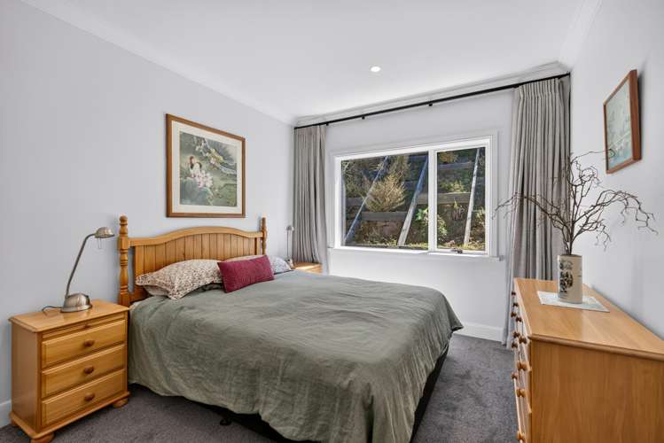 55 Kent Terrace Taradale_16