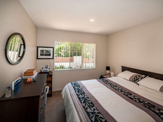 3/57 Gladstone Road Northcote_4