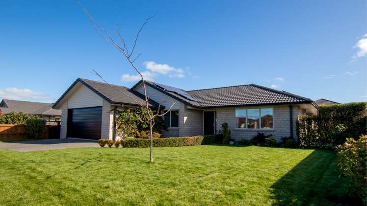 35 West Thompson Street Leamington_16