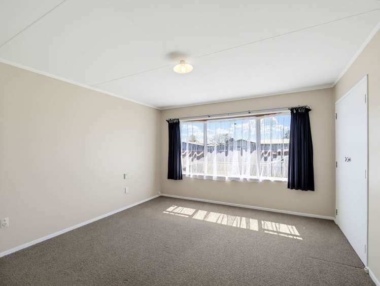 12 Lorne Crescent Flaxmere_14