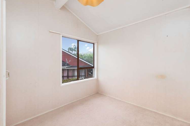1/6 Sovereign Place Glenfield_13