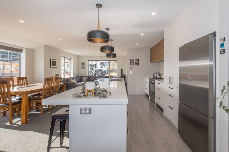 6 Barclay Place Wanaka_2