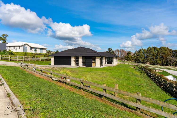 23 Calla Street Maungaturoto_19