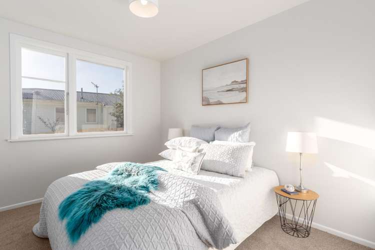 36 Waihora Crescent Waitangirua_9