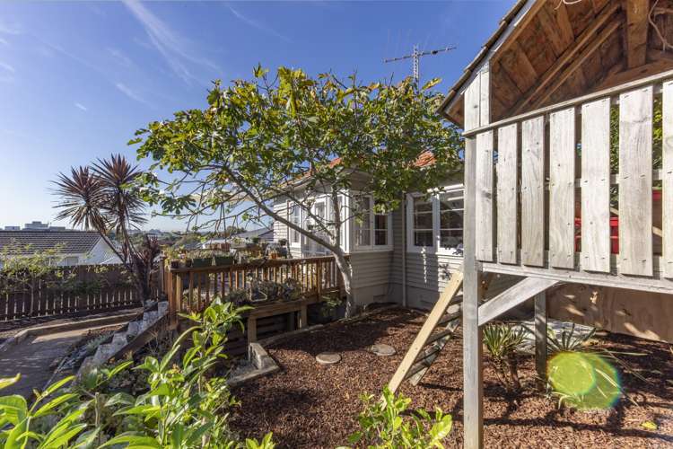 2 Haronui Road Greenlane_15