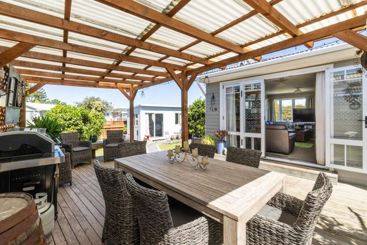 16 Clarence Cox Crescent Pirimai_9