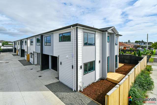 Modern house in the  heart of Papatoetoe