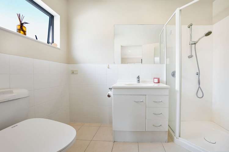 40/22 Northcross Drive Oteha_14