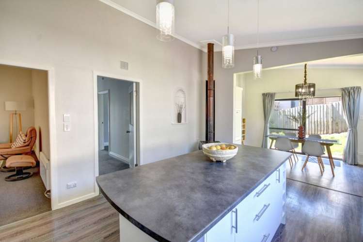 6 Rennie Street Green Island_12