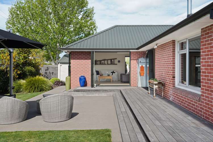 11 Glenmore Avenue Casebrook_1