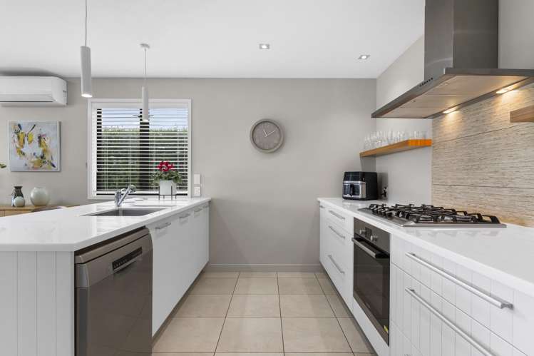 23c Kings Avenue Matua_6