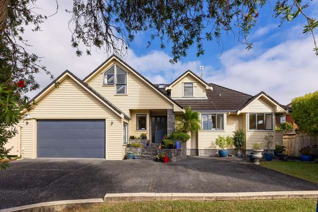 Spacious Family Home With Water Views