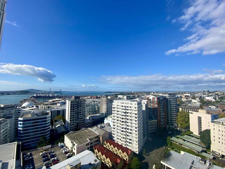 2012/10 Waterloo Quadrant Auckland Central_9