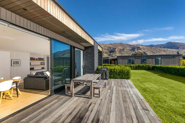28 Stackbrae Avenue_2