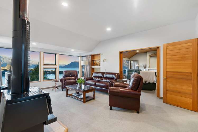 4 Peregrine Place Queenstown Hill_3