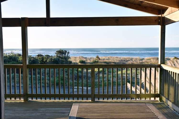 88 Akitio Esplanade Pongaroa_17