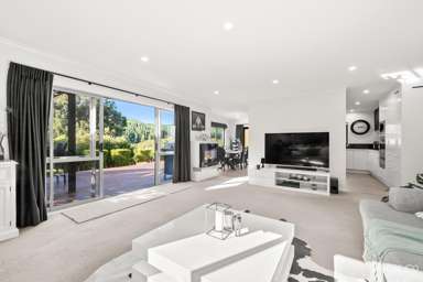 15 Frankie Stevens Place_3