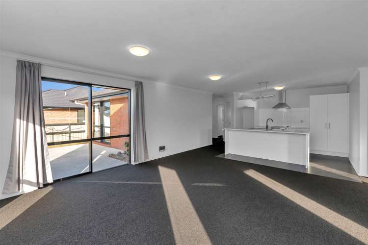 33 Ocean View Rise Ruakaka_5