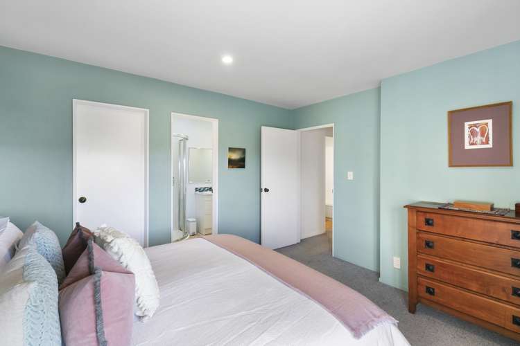 28 Pelorous Street Paparangi_12