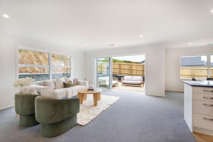 83 Queen Charlotte Drive_5