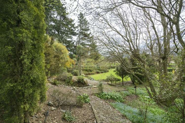 5629 West Coast Road Springfield_14