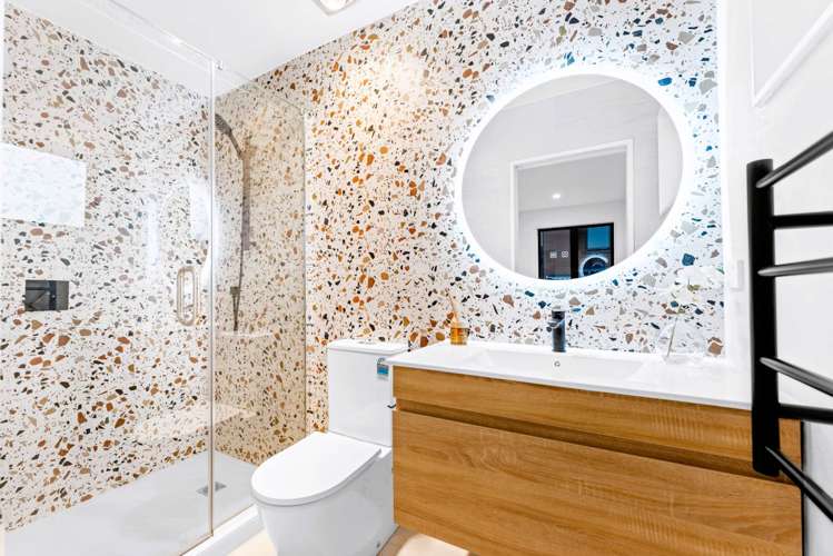 5a Crystal Avenue Glendene_11