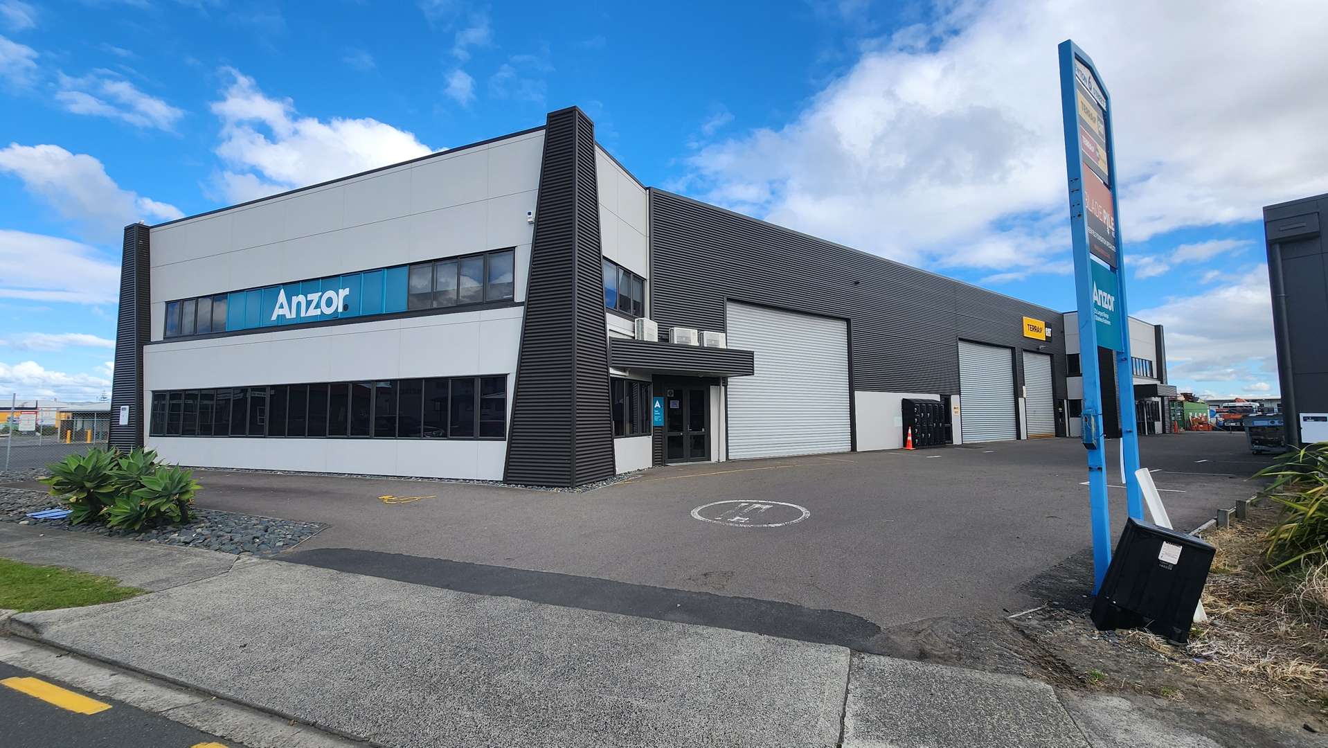 Unit 1, 6 Newton Street Mt Maunganui_0