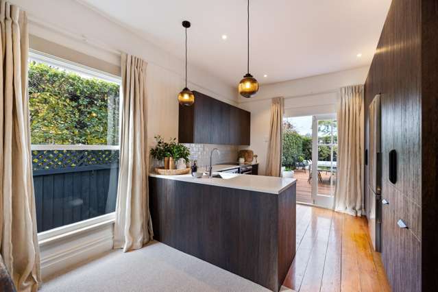 110 Office Road Merivale_4