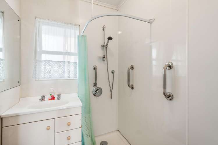 1/36 Ocean View Road Northcote_9