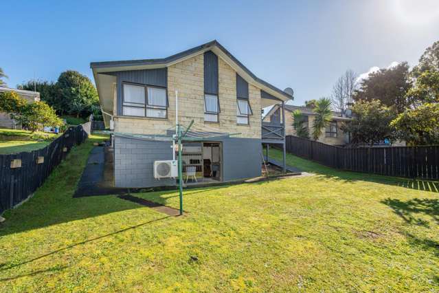 A Family Freehold Brick & Tile Hideaway...