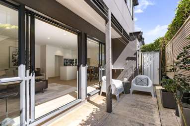21C Balfour Road_2