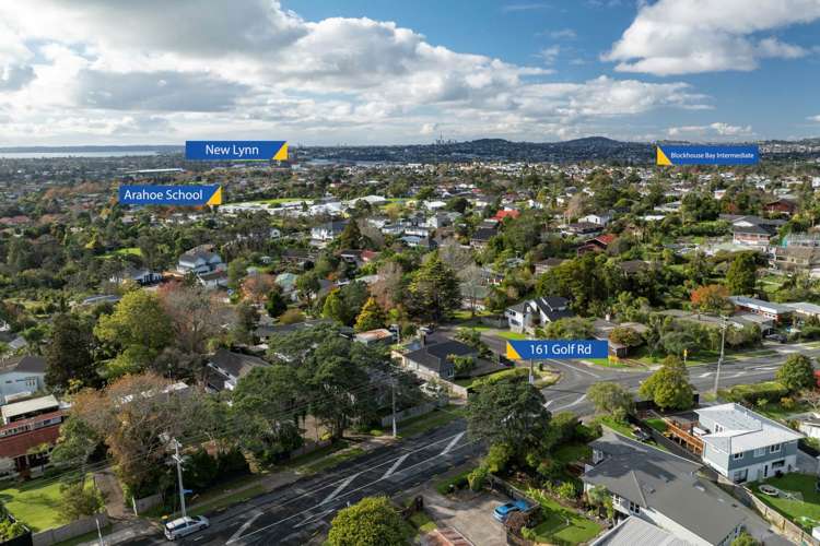 161 Golf Road Titirangi_18