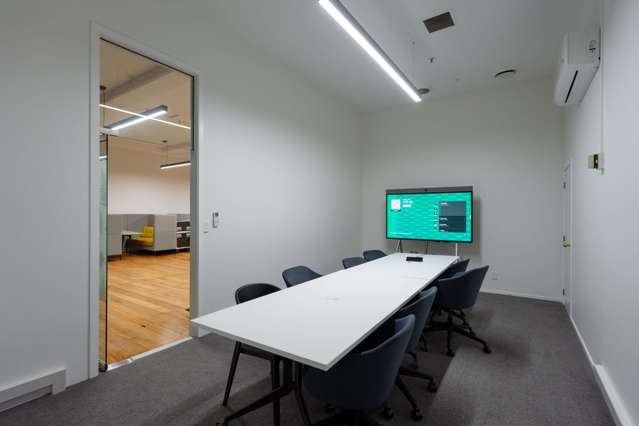 Part Level 1/125 The Strand Parnell_3