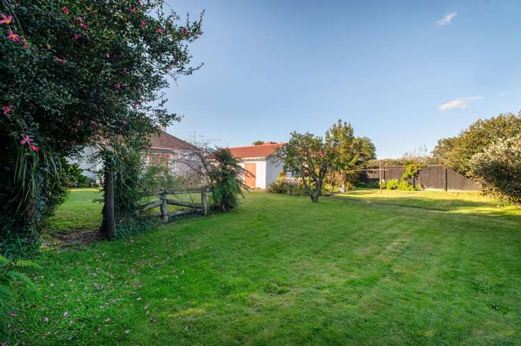 44 Pererika Street Victoria_27