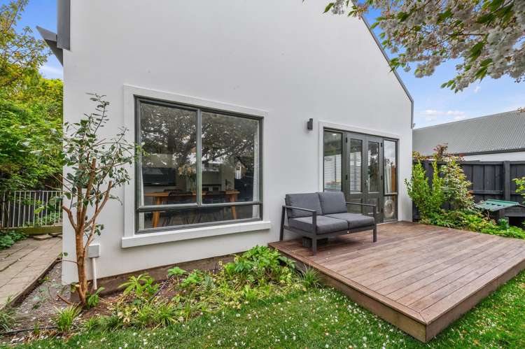 2/8 Hamish Place Westmorland_12