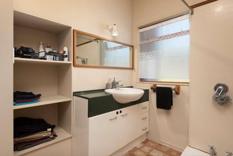 8 Smylie Close Ohauiti_8