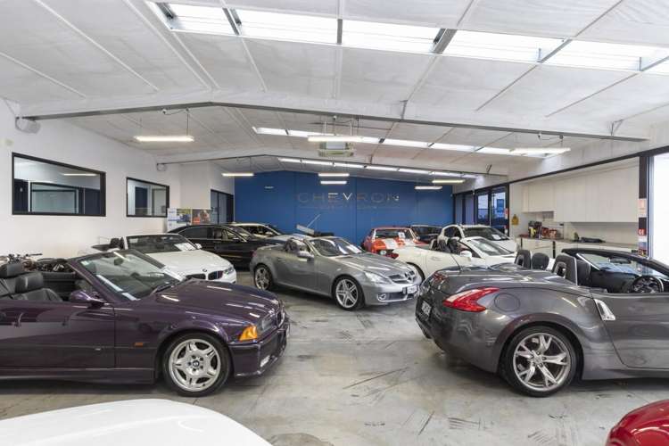 542 Moorhouse Ave Waltham_3