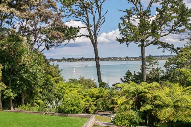 59 Chatham Avenue Paremoremo_1