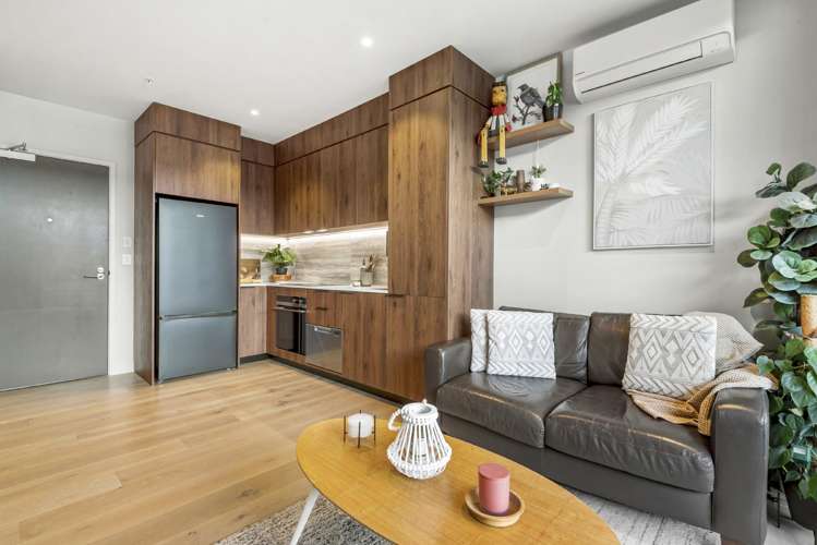 303/21 Pennant Street Long Bay_2