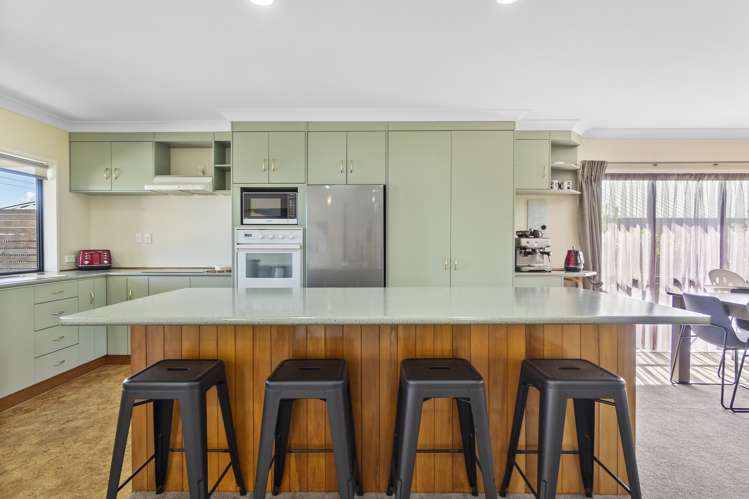 17 Sunny Dale Western Heights_6