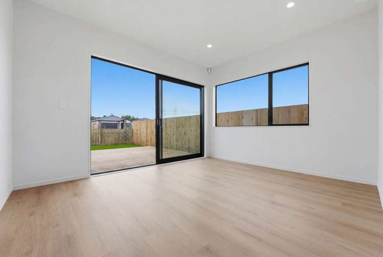 11 Stableford Crescent Opaheke_17
